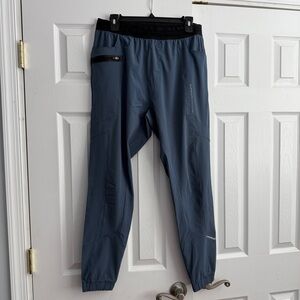 Alphalete studio joggers